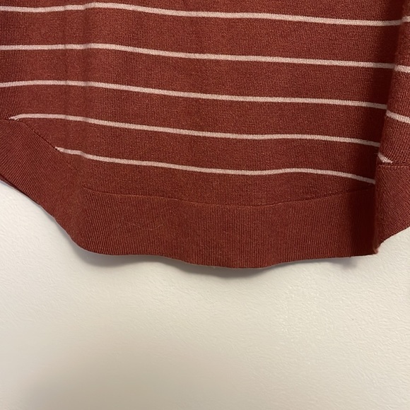 WOMENS BROWN MEDIUM BRAND NEW PINK CLOVER THIN SWEATER FROM STITCH FIX - Picture 5 of 5